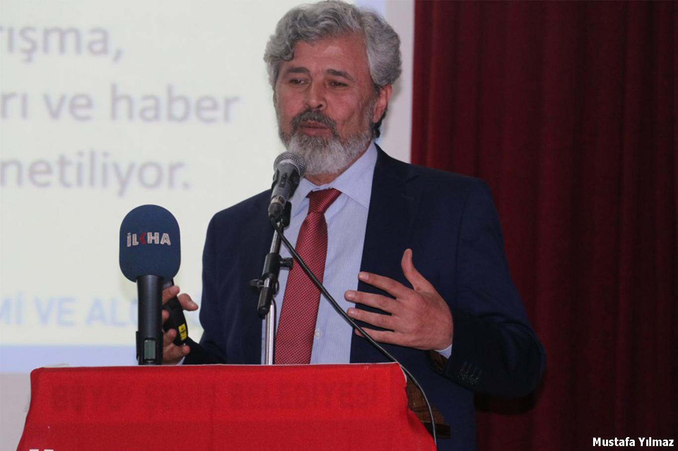 "Türk dizileri Arap toplumlarının İslami değerlerine darbe vurdu" "Türk dizileri Arap toplumlarının İslami değerlerine darbe vurdu"